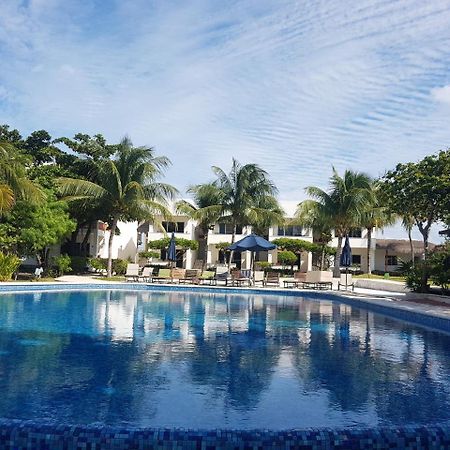 Marina Paraiso Isla Mujeres Hotel Exterior photo