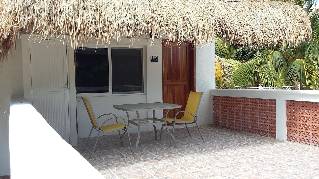 Marina Paraiso Isla Mujeres Hotel Exterior photo
