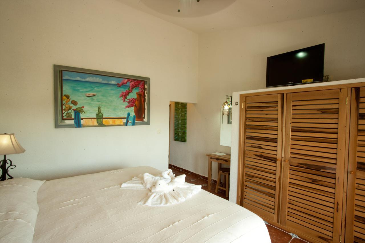 Marina Paraiso Isla Mujeres Hotel Exterior photo