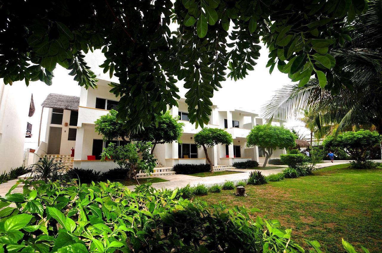 Marina Paraiso Isla Mujeres Hotel Exterior photo