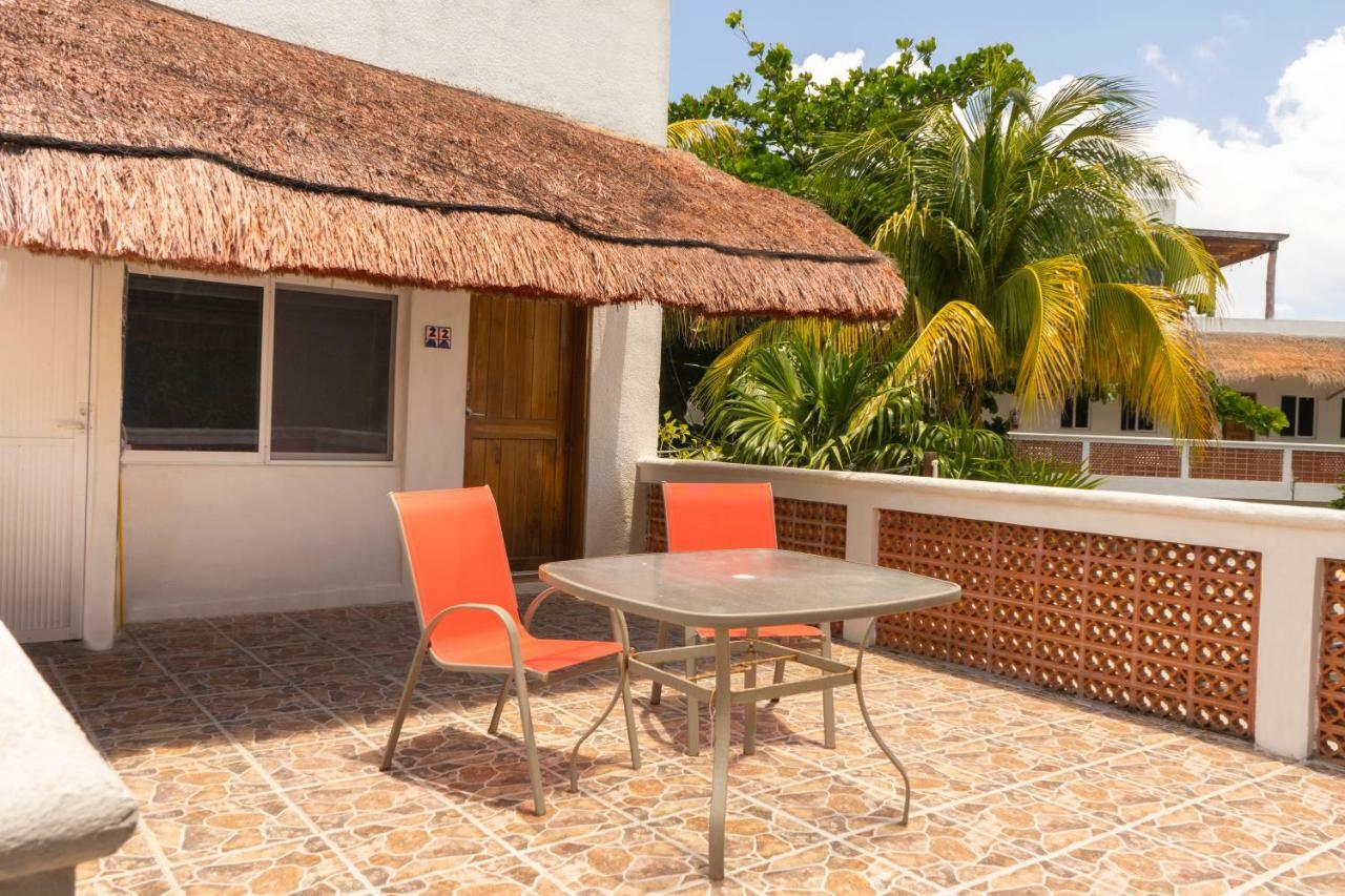 Marina Paraiso Isla Mujeres Hotel Exterior photo